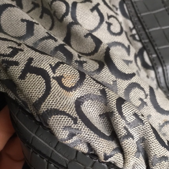 Guess Los Angeles Large Gray Shoulder Bag - Picture 4 of 16